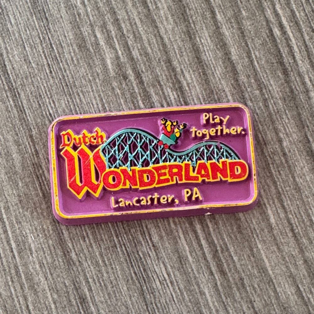 Vintage Dutch Wonderland Lancaster, PA Amusement Theme‎ Park Magnet